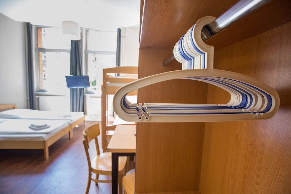 Double Room - Photo 6