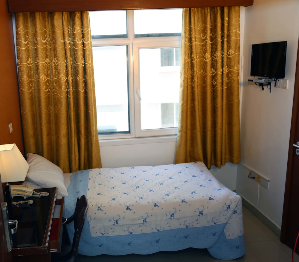 Basic Single Room photo 3