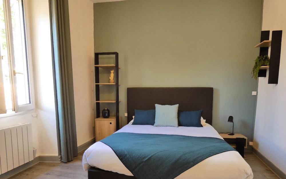 City Apartment photo 2