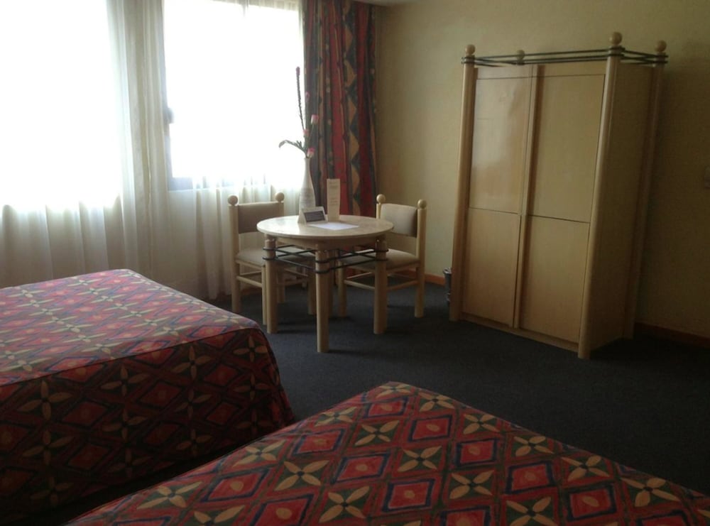Standard Double Room, 2 Double Beds photo 2