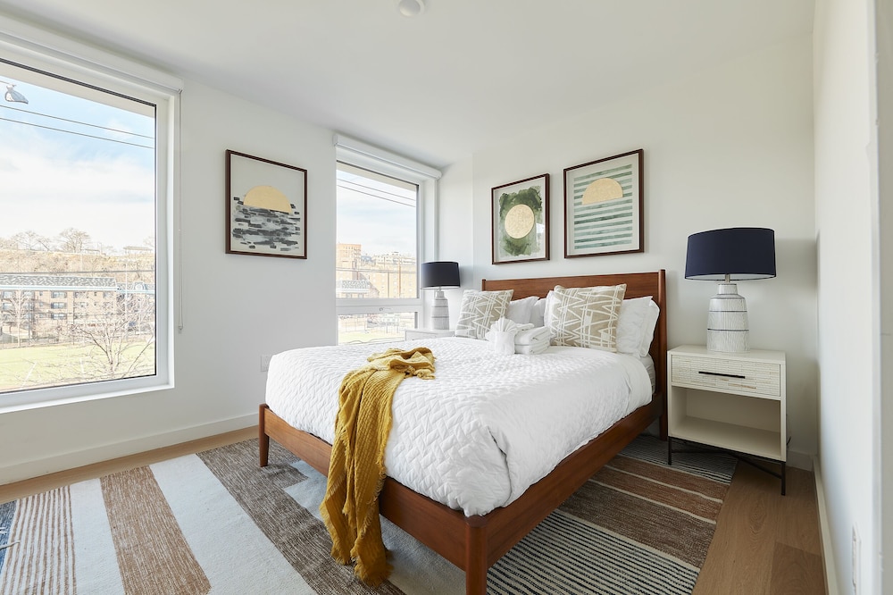 Stylish 2 BR w Roof Deck Access - Mins to NYC, Zdjęcie 7