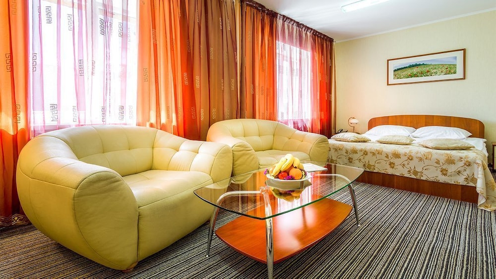 Luxury Suite photo 2