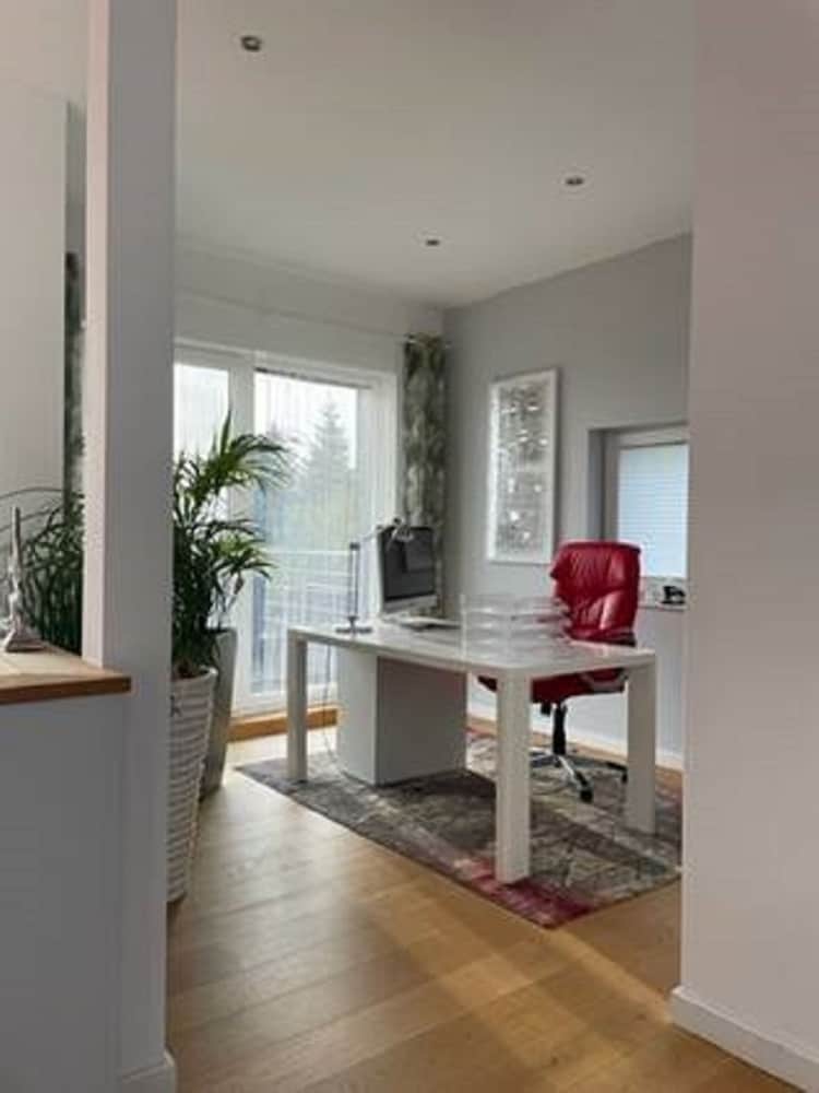 Luxury Condo photo 2