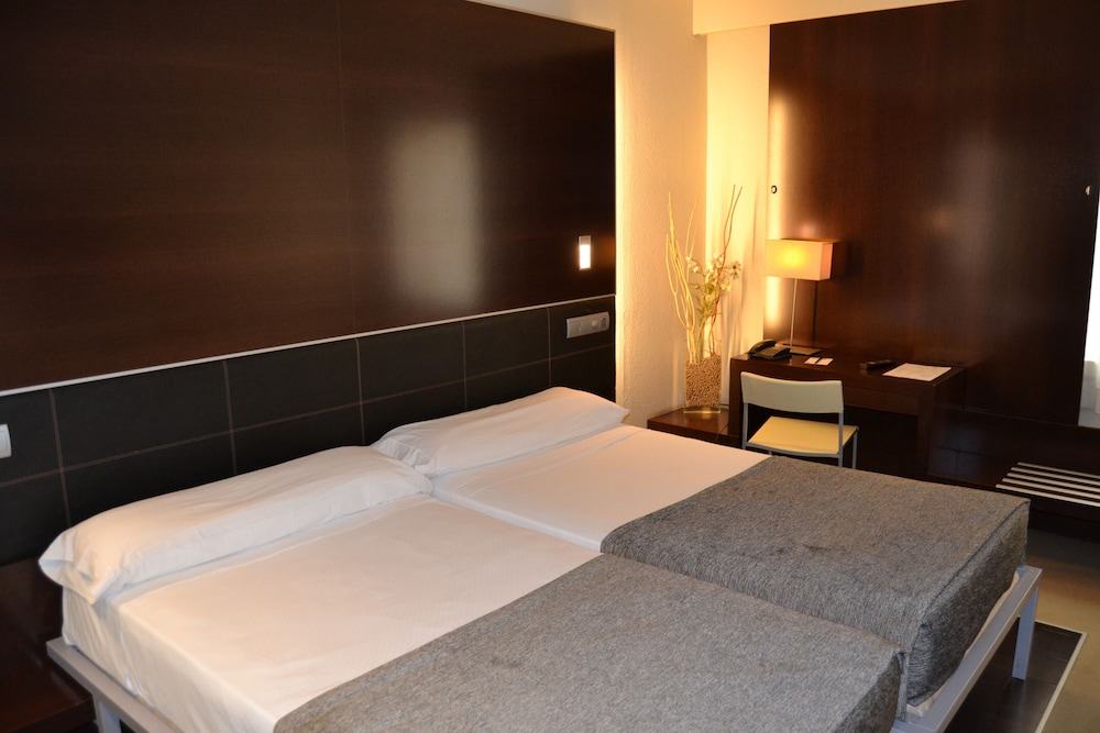 Standard Room - Photo 2