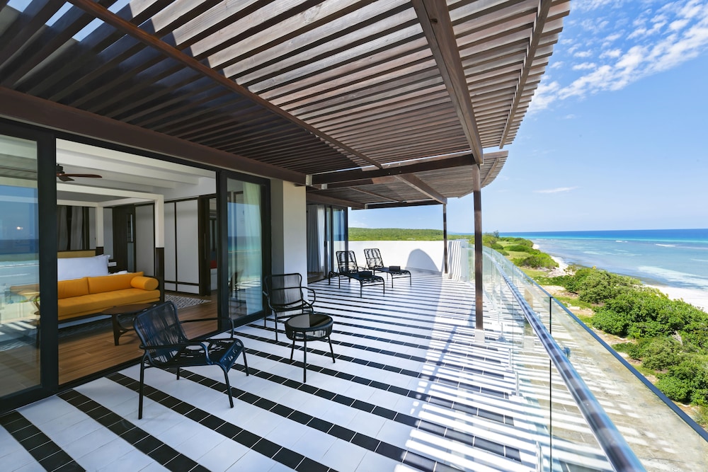 Privilege RoofTop Master Suite - Photo 3