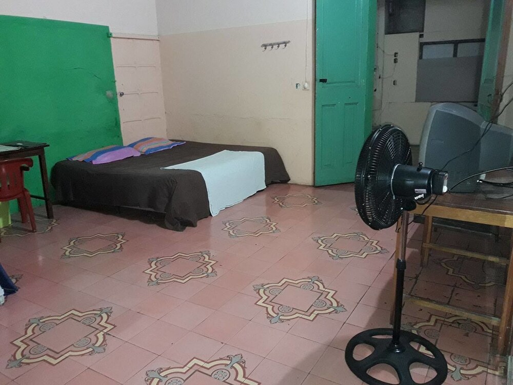 Quadruple Room, 2 Queen Beds, Private Bathroom photo 3