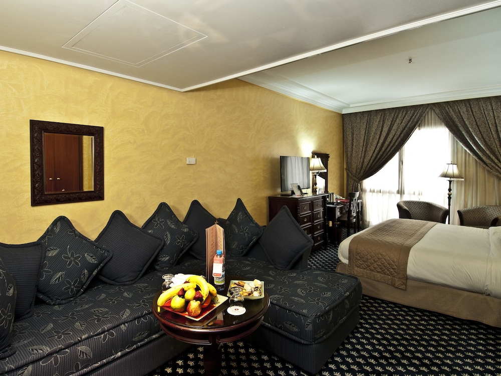 Superior Room, 1 King Bed, Non Smoking - Photo 1