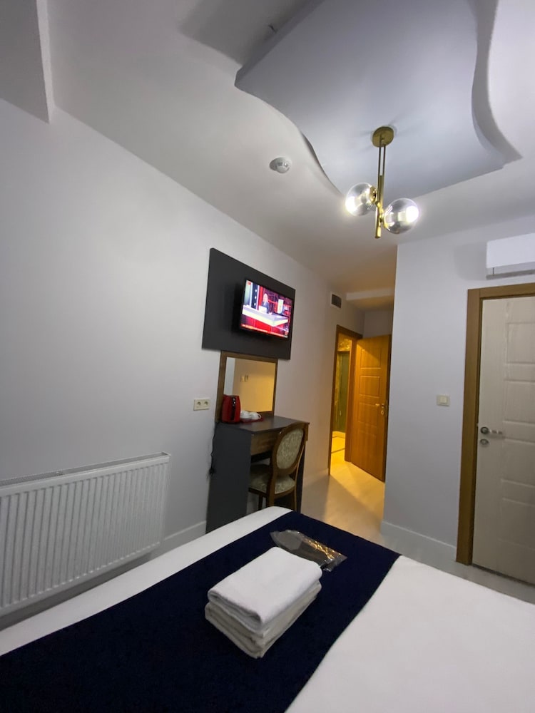 Economy Double Room photo 3
