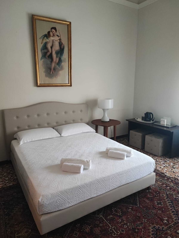 Classic Room, City View photo 1