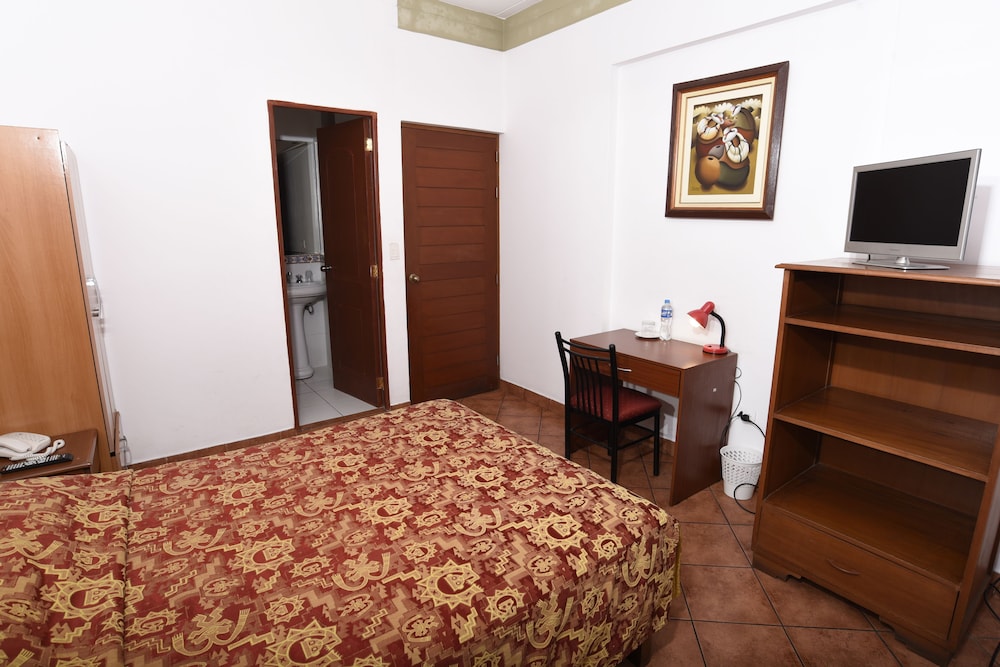 Basic Single Room photo 1
