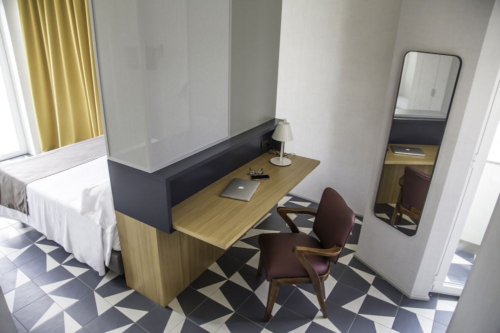 Classic Double Room, Sea View - Photo 8