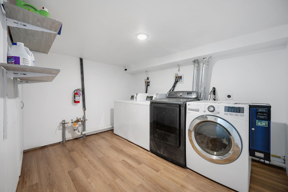Gallery Apartment photo 2