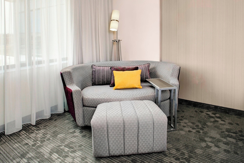 Studio Suite, Multiple Beds