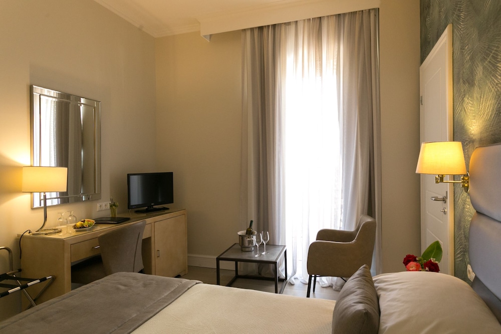 Premium Double Room - Photo 2