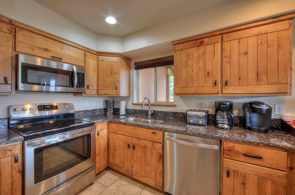 Townhome photo 3