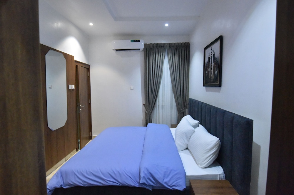 Executive Suite photo 1