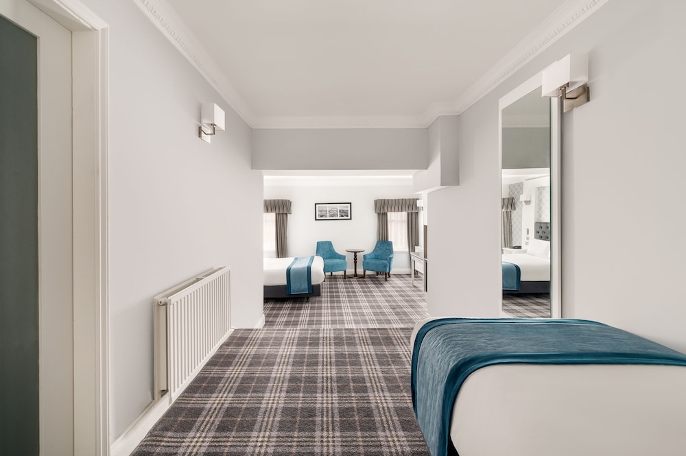 Carlton Classic Triple Room (Separate Building) - Photo 2