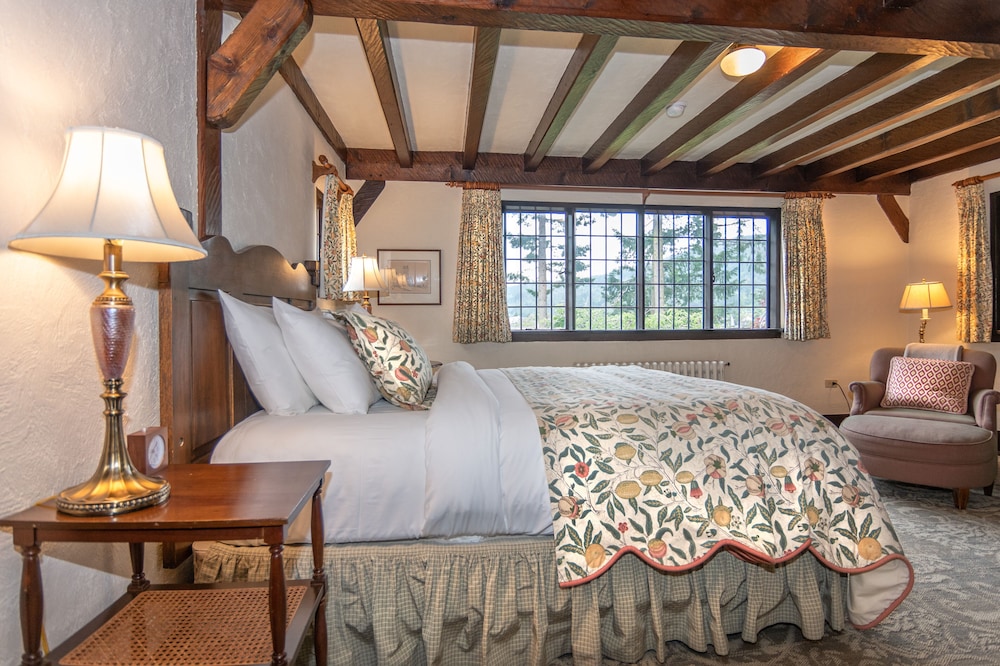 Manor House Up to 4 Person Occupancy - English Breakfast photo 2