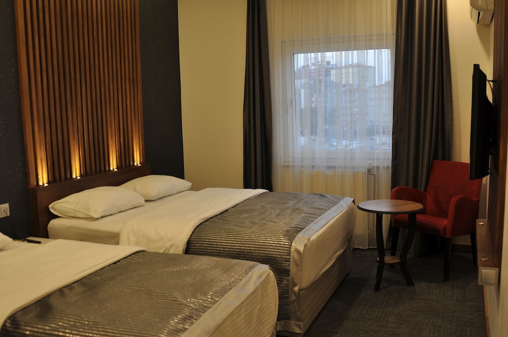 Family Triple Room photo 3