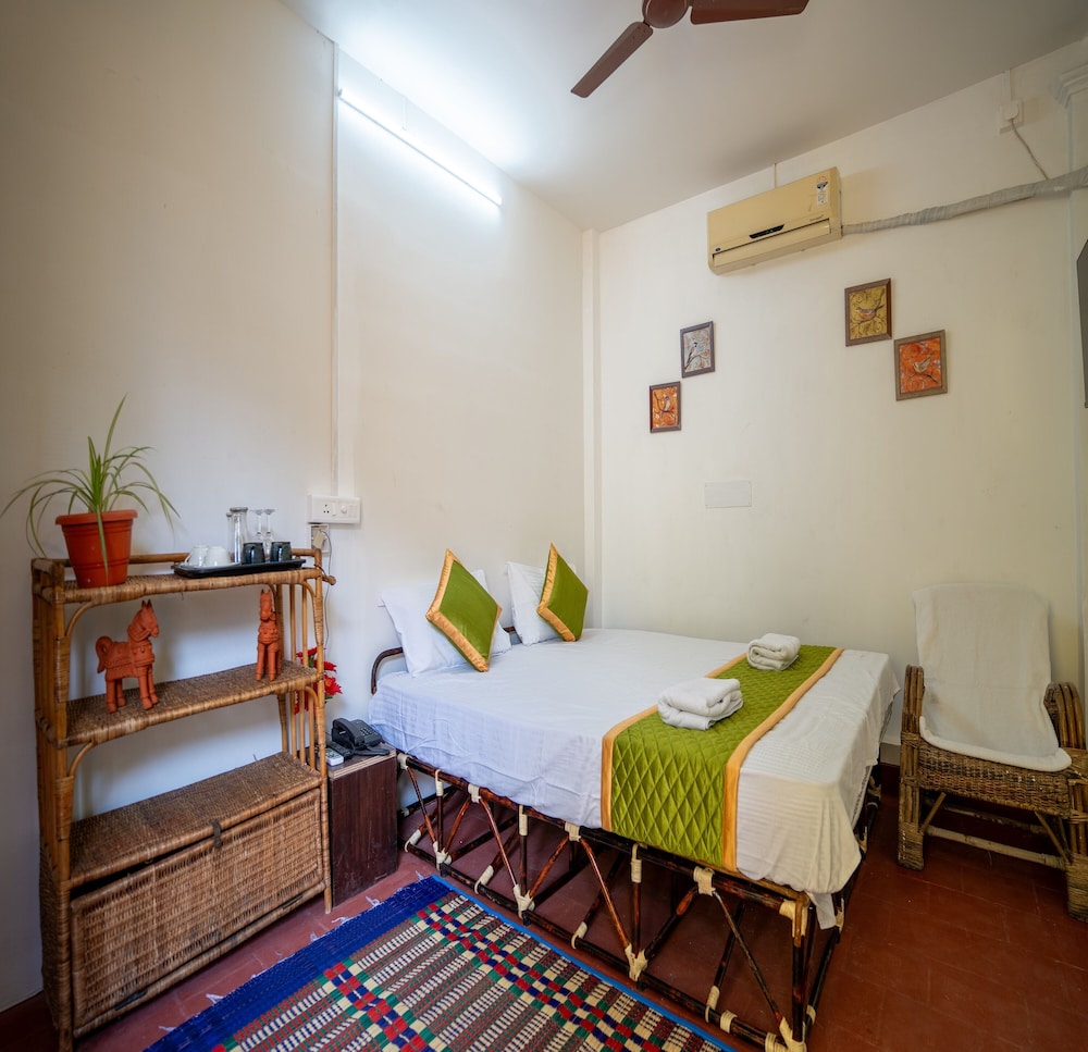 Standard Room - Photo 1