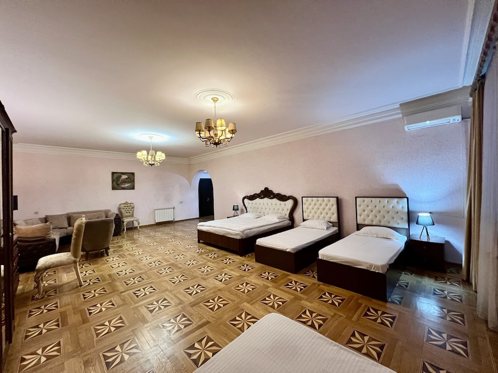 Elite Apartment