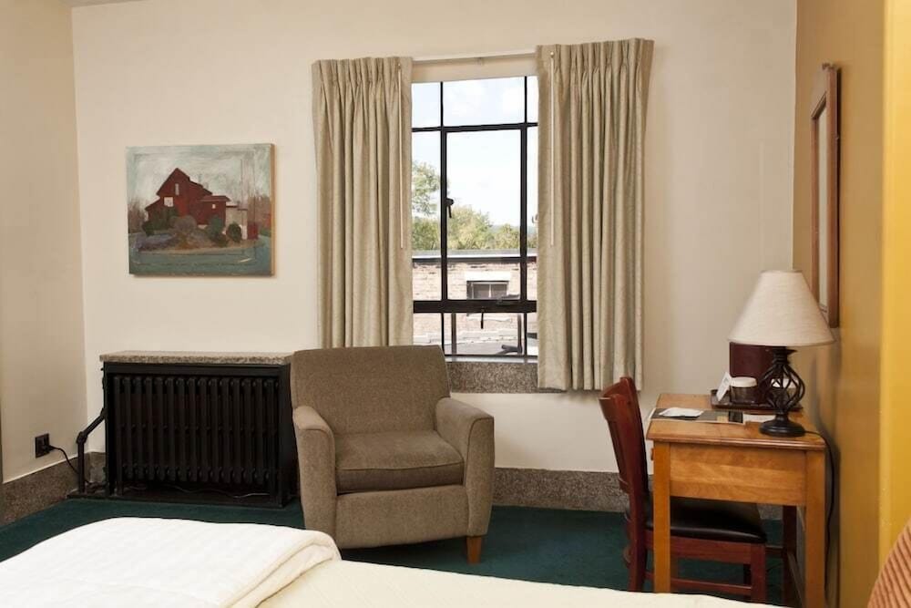 Superior Double Room, Accessible, Ensuite (Rooftop View Queen) photo 1