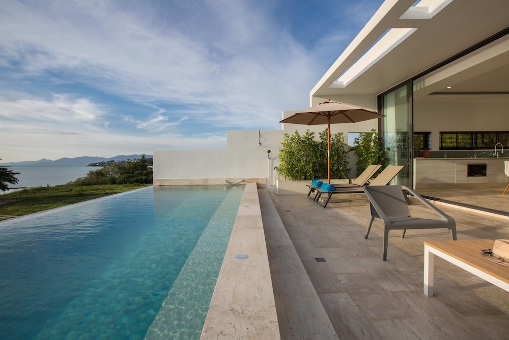 2 Bedroom Sea View Pool Suite & Cinema - Photo 29