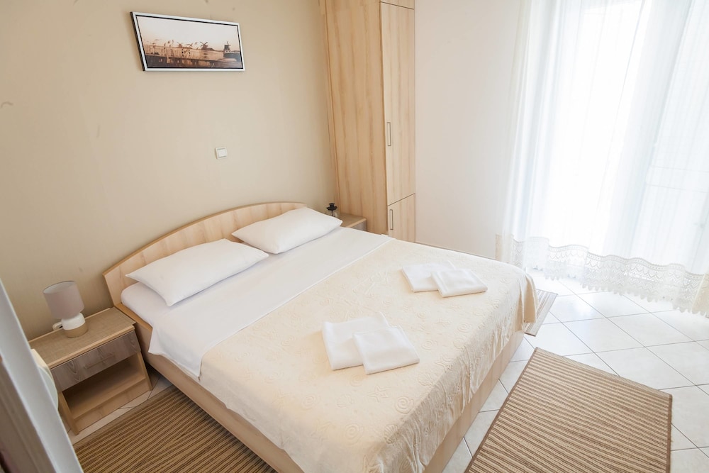Comfort Double Room, 1 Queen Bed, Terrace photo 1