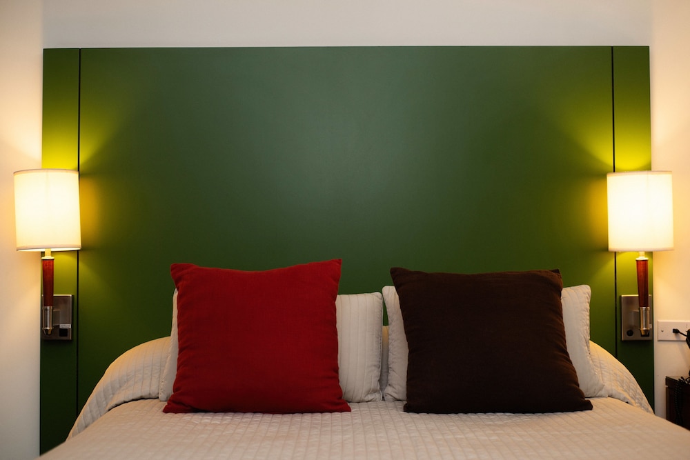 Premier Double Room, 2 Double Beds, Non Smoking photo 2