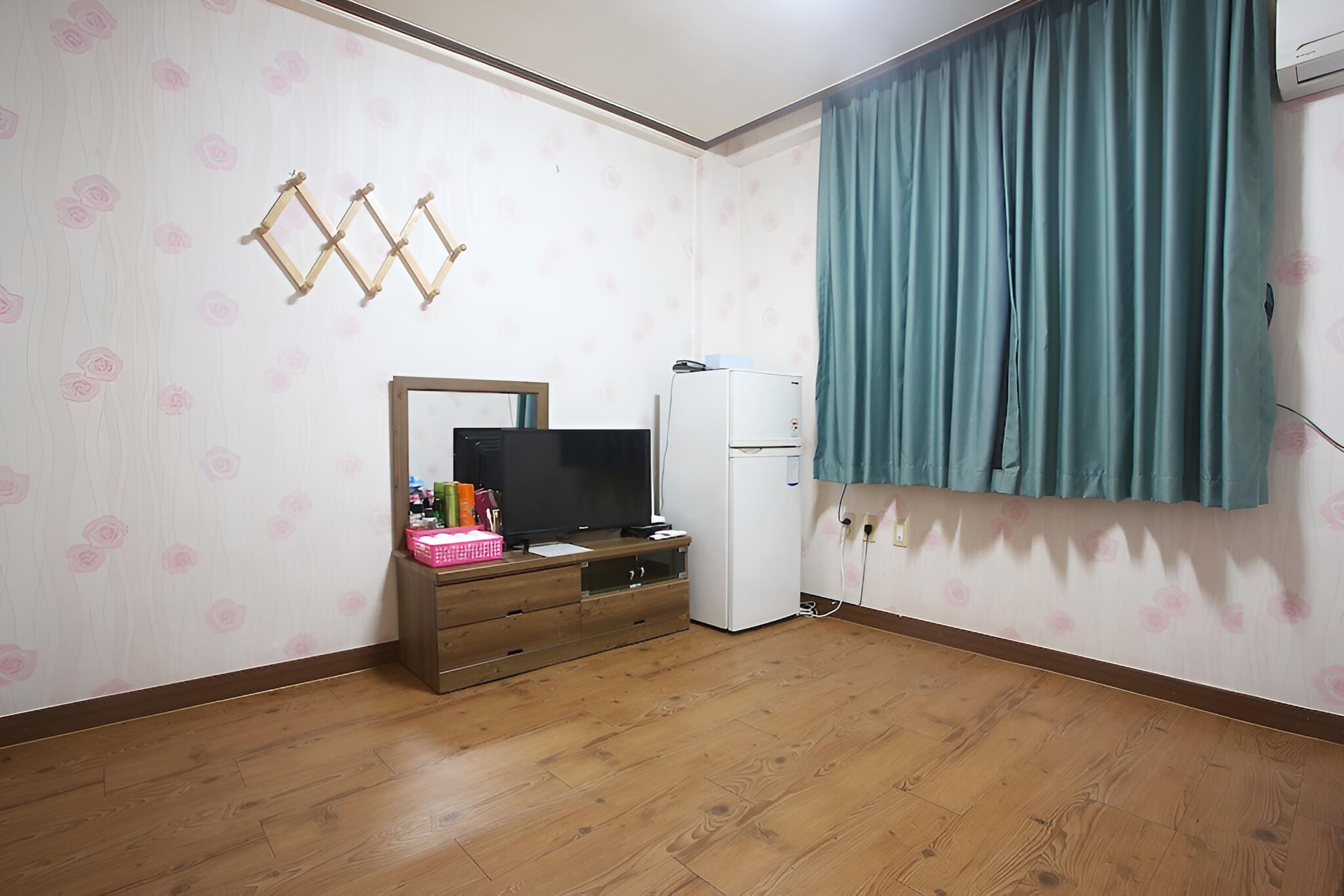 Room (Standard (Ondol)) photo 1