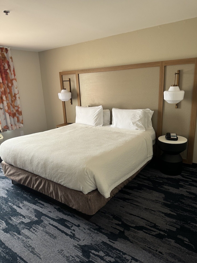Room, 1 King Bed - Photo 1