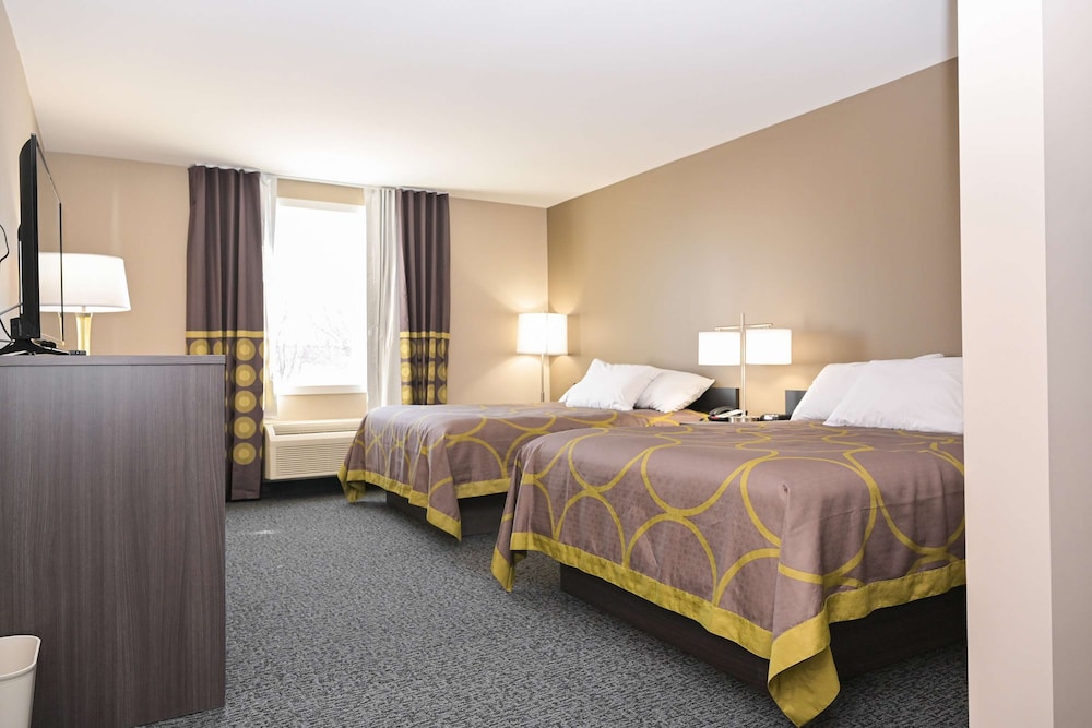 Room, 2 Queen Beds, Accessible, Non Smoking (Mobility) - Photo 4