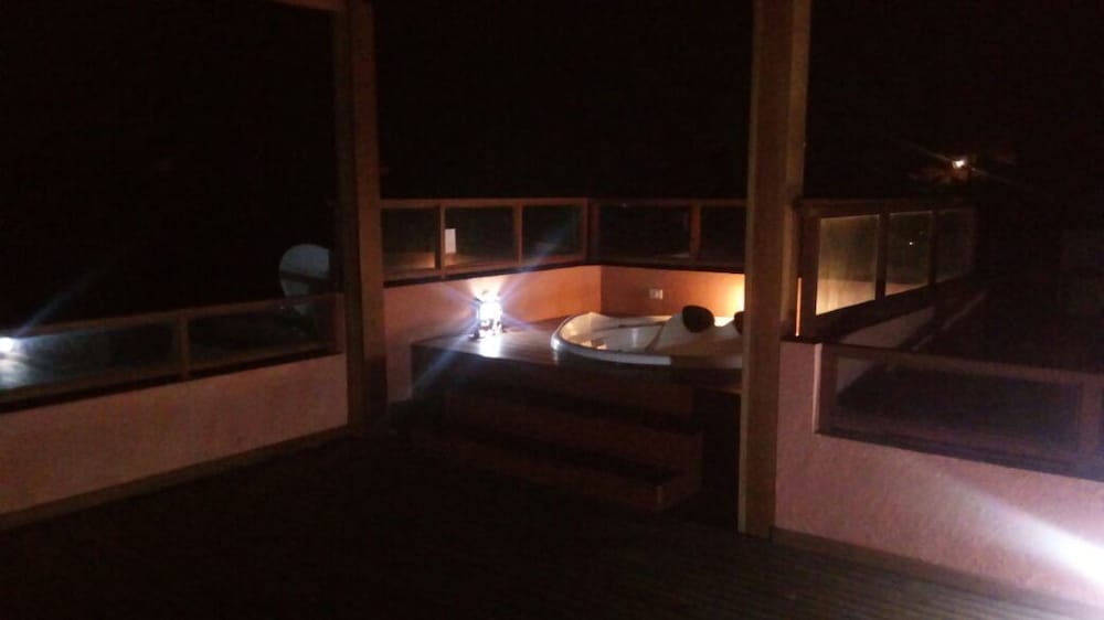 Suite, Ocean View photo 2