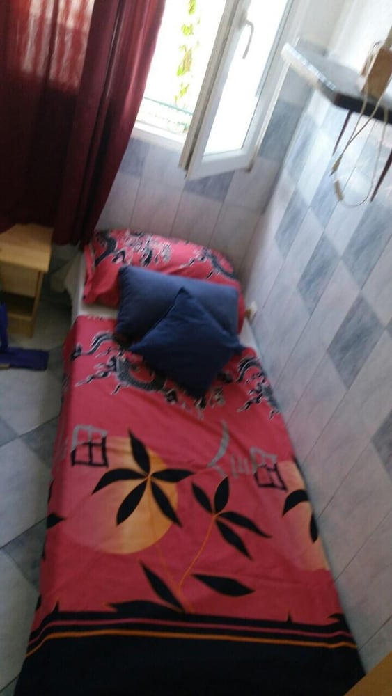 Single Room (Single Room)