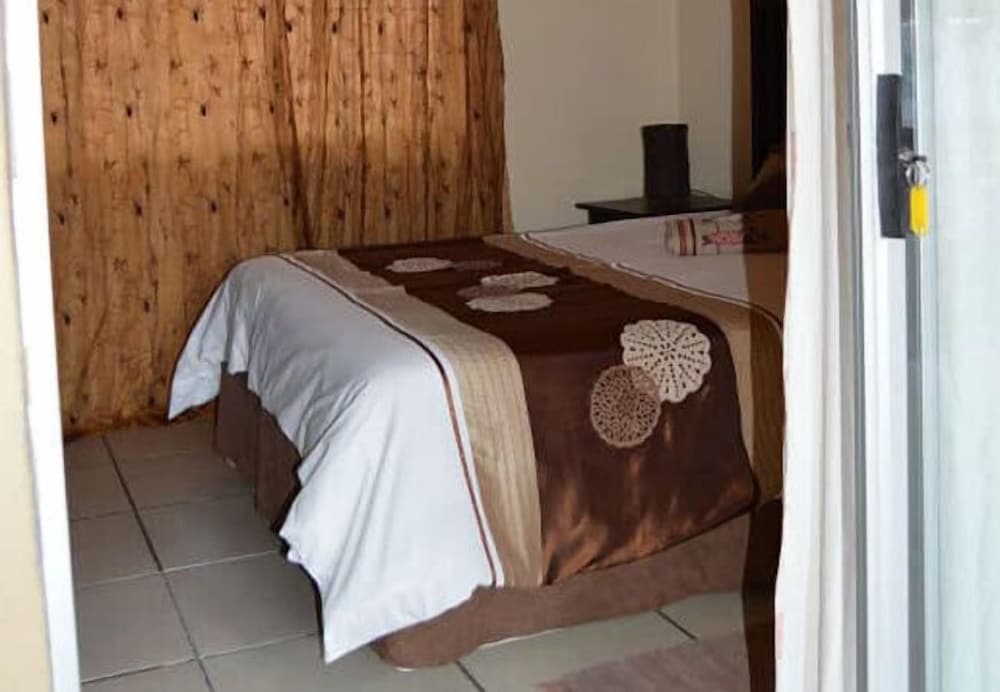 Standard Room (Ingrid) photo 3