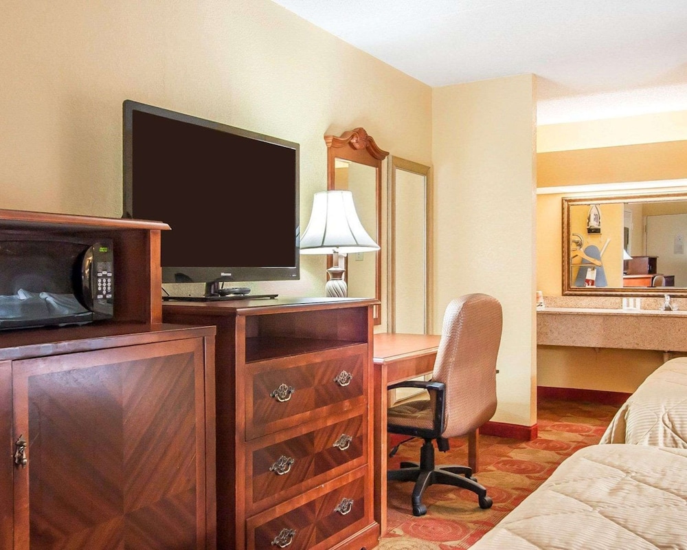 Standard Room, 2 Double Beds, Smoking photo 1