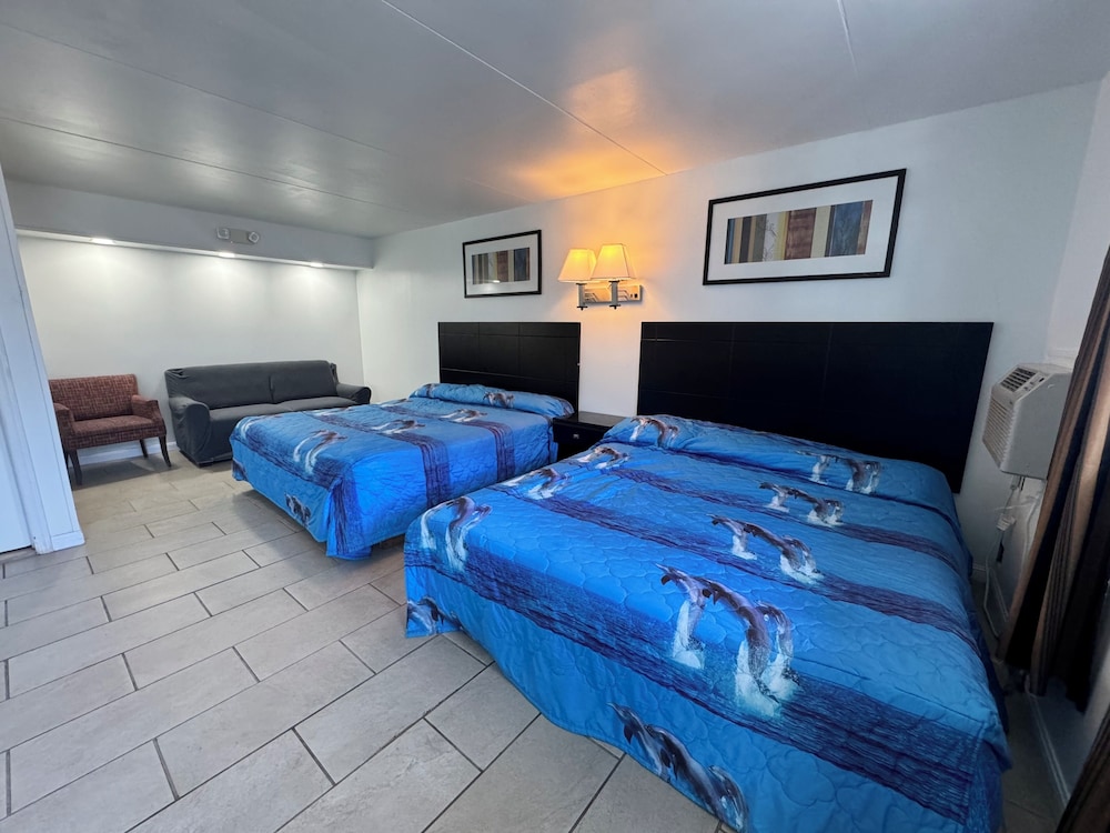 Suite - Photo 9