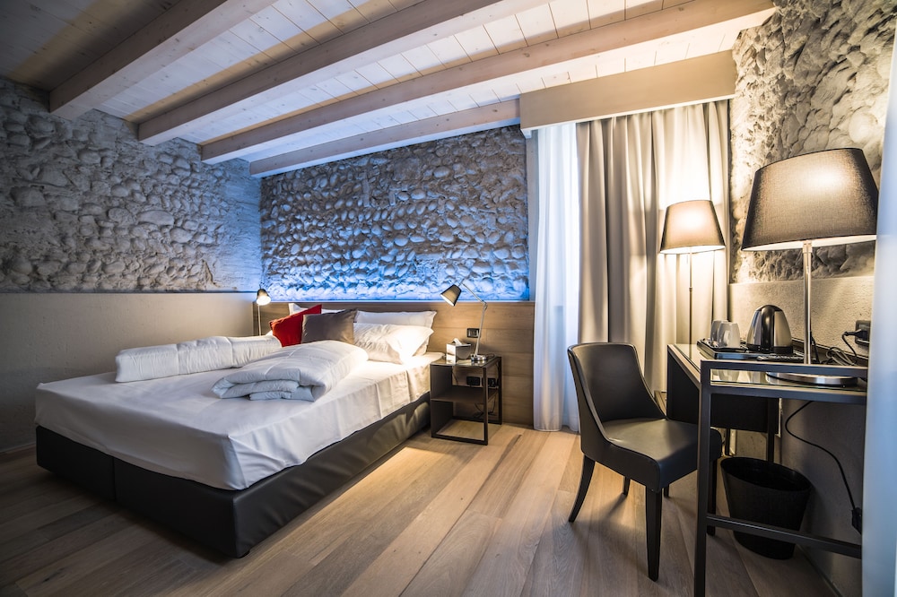 Exclusive Double Room, 1 King Bed photo 2