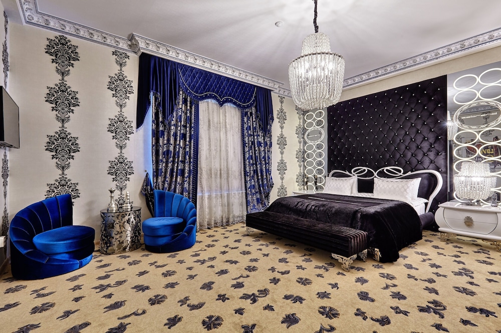 Superior Suite