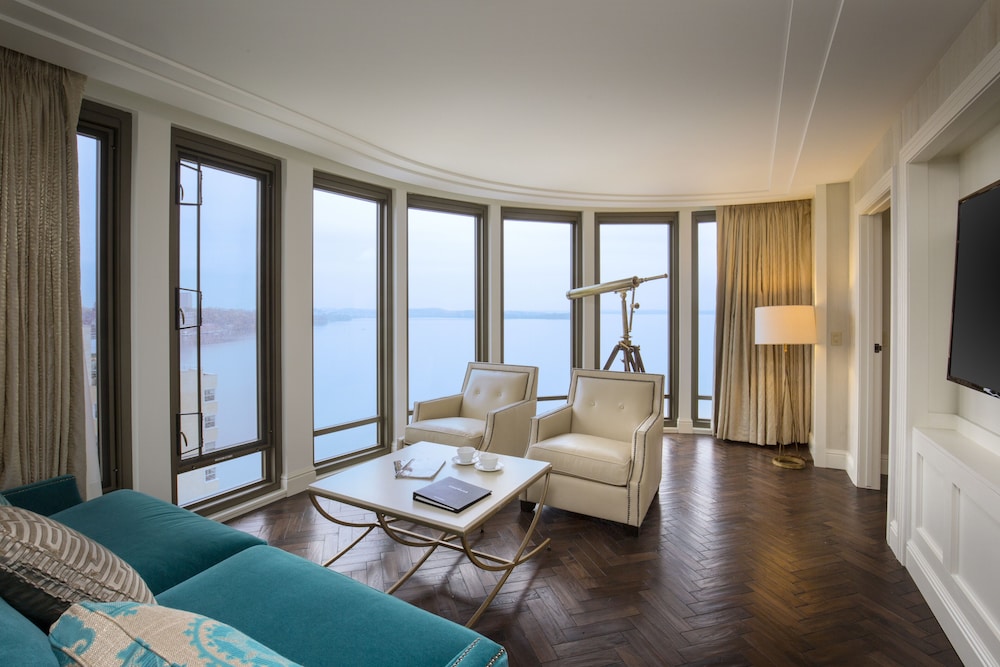 Presidential Suite photo 2