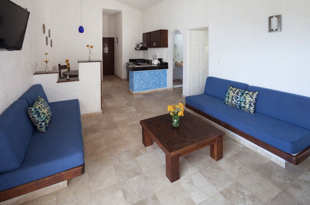 Suite, 1 Bedroom, Terrace, Sea Facing - Photo 11