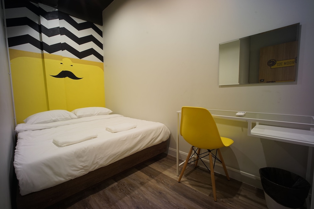 Economy Double Room, Shared Bathroom photo 1