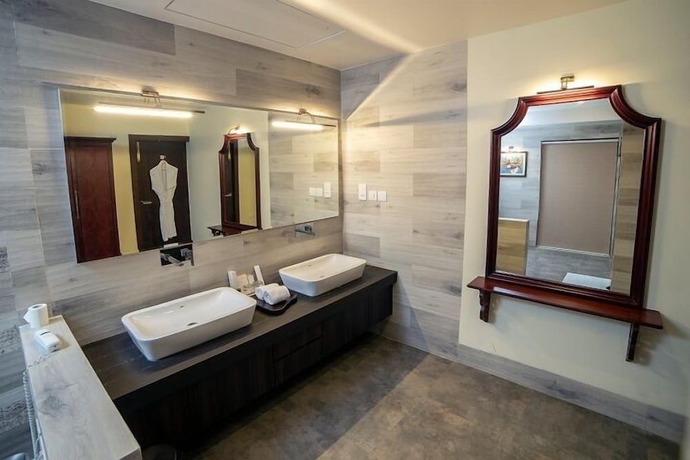Premium Cottage - Photo 3