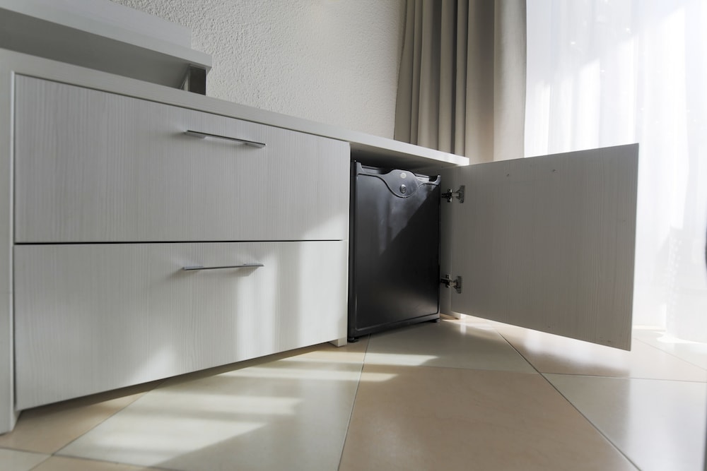 Quadruple Room (FAMILIAR 2+2 POOL VIEW) photo 2