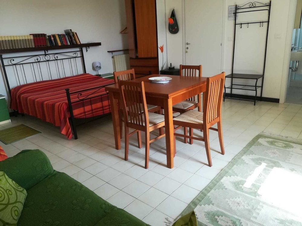 Comfort Room, Multiple Beds, Non Smoking