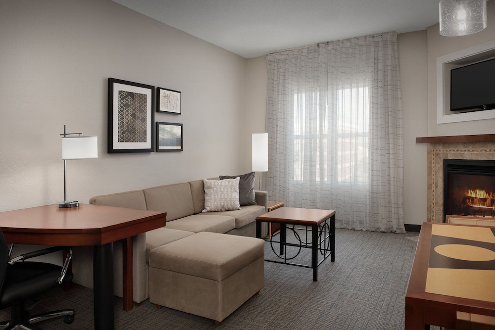 Suite, 1 Bedroom, Fireplace photo 1