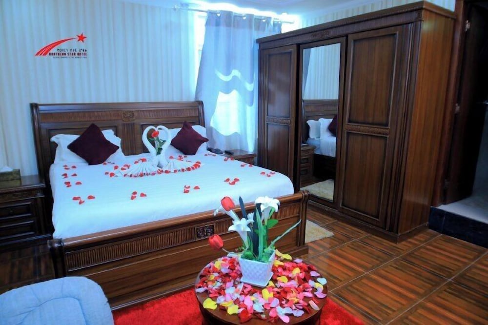 Luxury Suite
