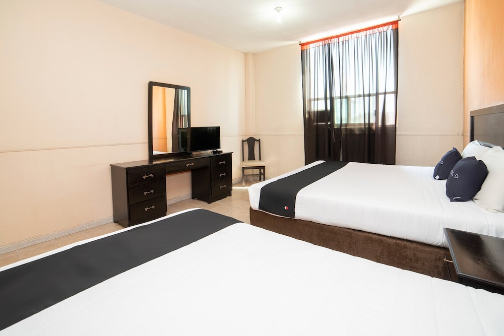 Standard Room, 2 Double Beds photo 3