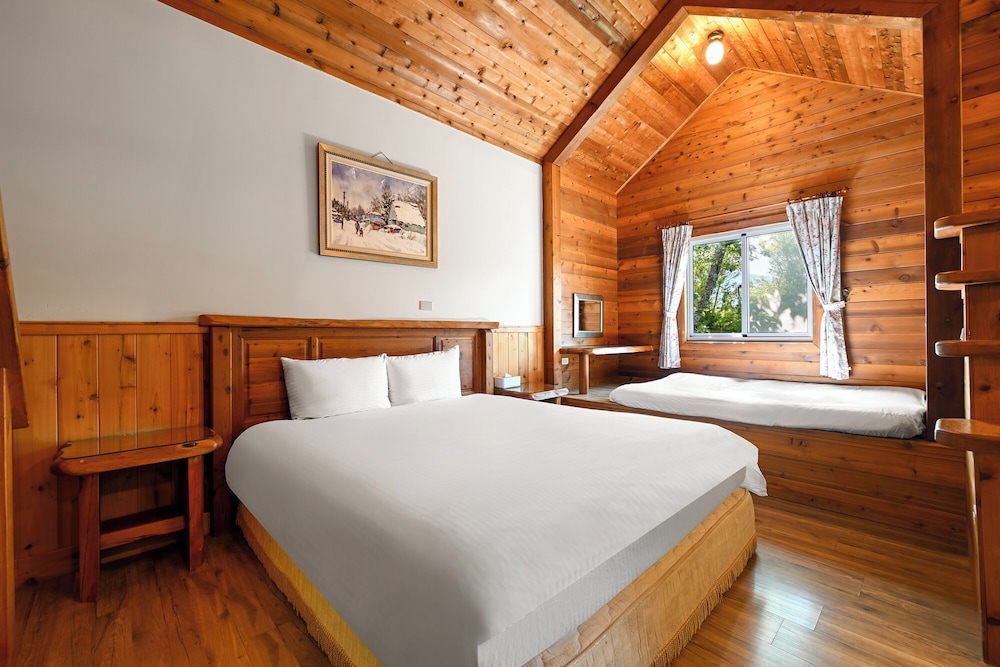 Blue Family Mountain View Room photo 3