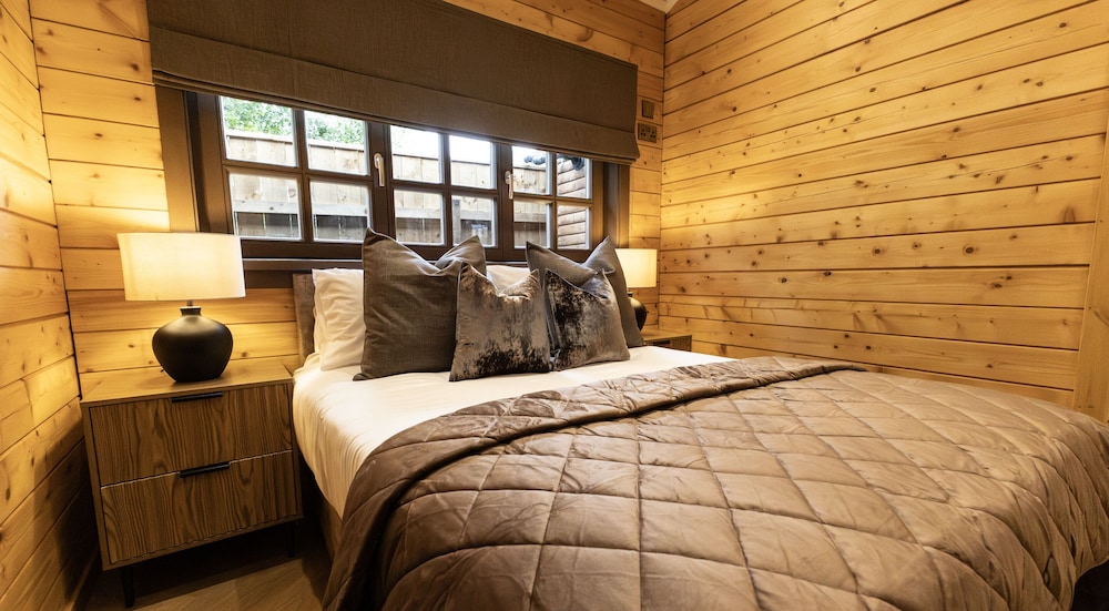 Luxury Cabin, Shared Bathroom photo 3